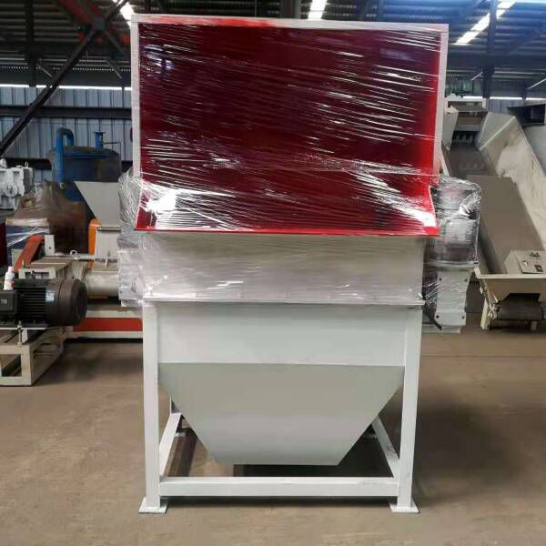 Double shaft EPS shredder with conveyor for recycling EPS foam waste